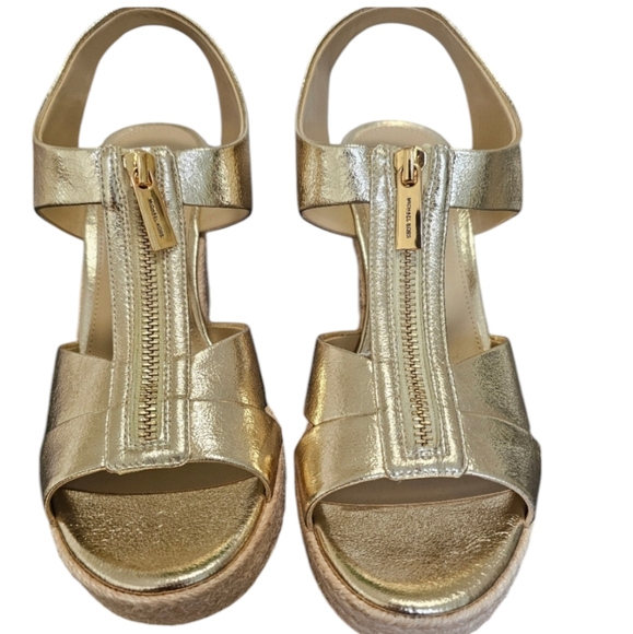 NEW Michael Kors ROSLYN WEDGE SHNY MET FAUX LEATHER Gold NIB